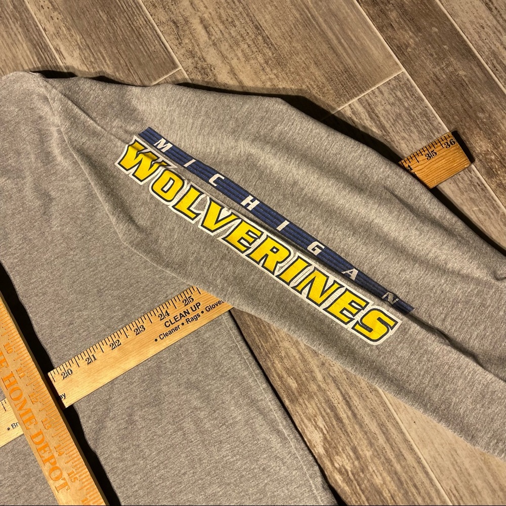 Vintage Y2K Michigan Wolverines Long Sleeve Shirt STARTER Grey XL 🚨 - Picture 5 of 7
